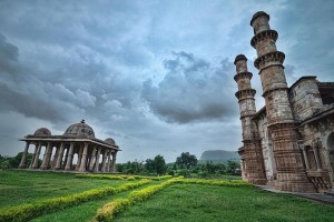 Gujarat – Land of amazing Architecture from cox and kings