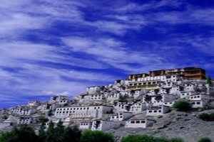 Alluring Ladakh Tour Package By Yatra
