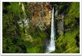 Sipiso-piso waterfall