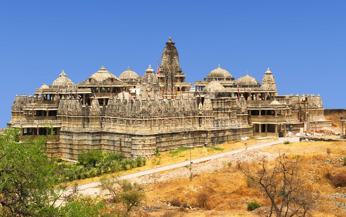 Jain-Temple-in-Ranakpur_94148632