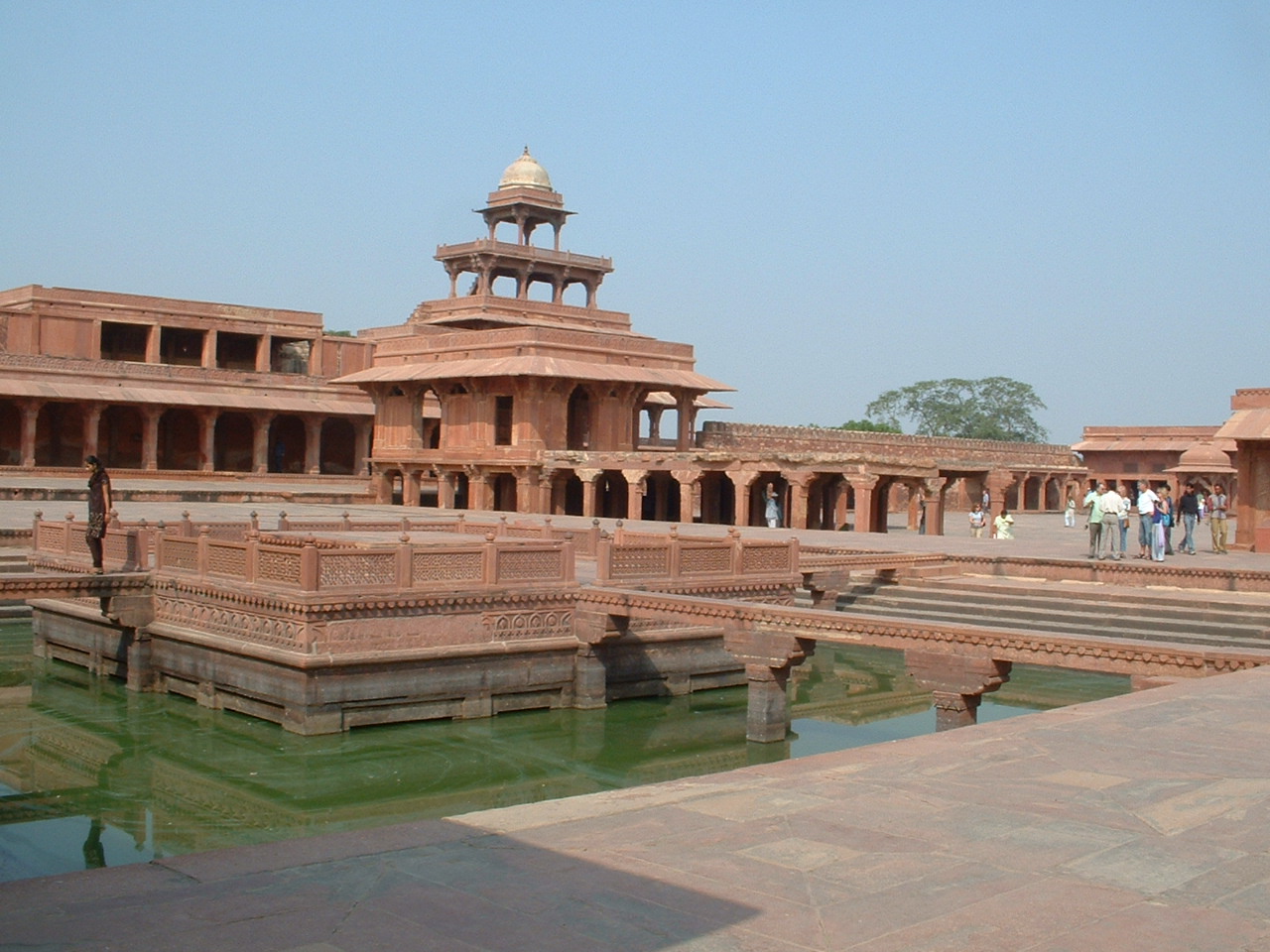 fatehpur-sikri