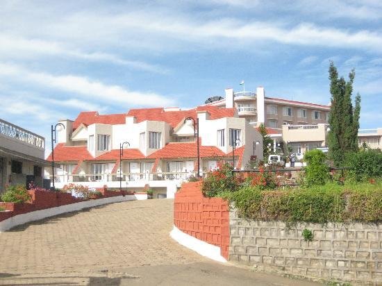 sterling fernhill ooty