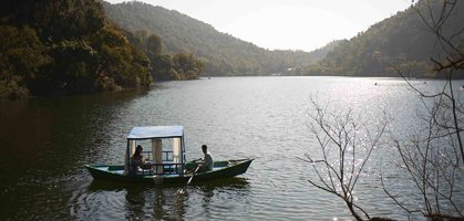 Naukuchiatal Lake