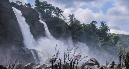 Athirapally WaterFalls, source - Thangaraj Kumaravel