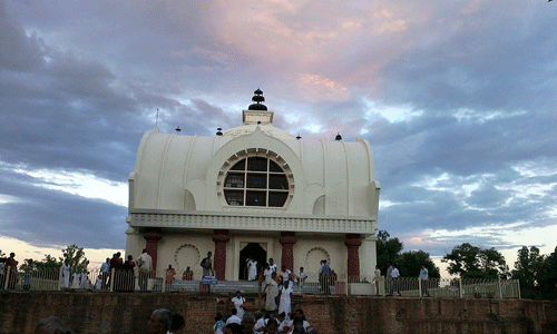 Mahaparinirvana temple