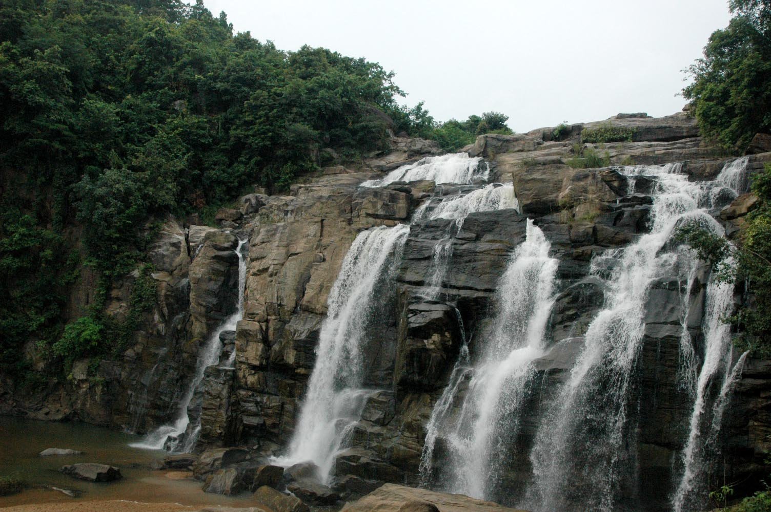 Hundru Falls