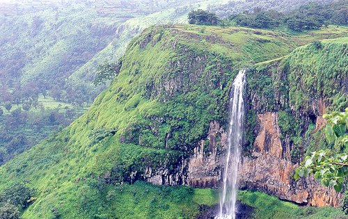 Mahableshwar Falls